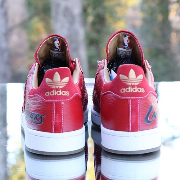 Adidas Superstar 1 NBA Cleveland Cavaliers Men’s Size 12 main image 6